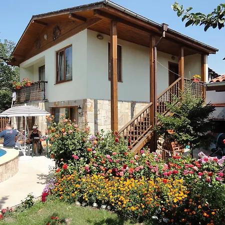Lirik Bansko